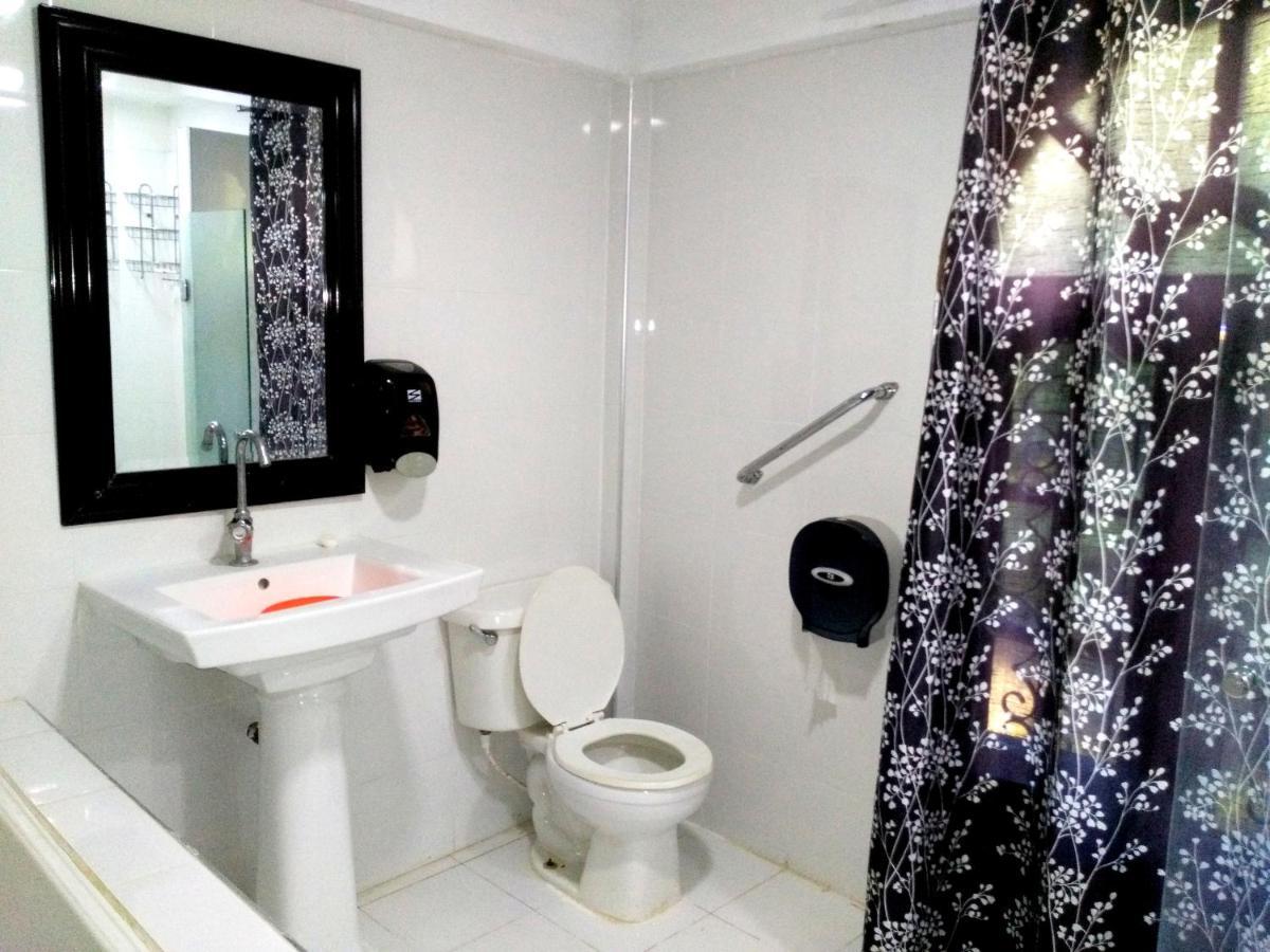 Senthil Complex Hotel Jaffna Eksteriør billede