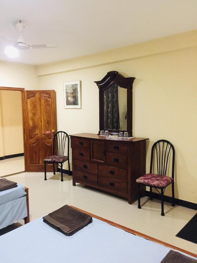 Senthil Complex Hotel Jaffna Eksteriør billede